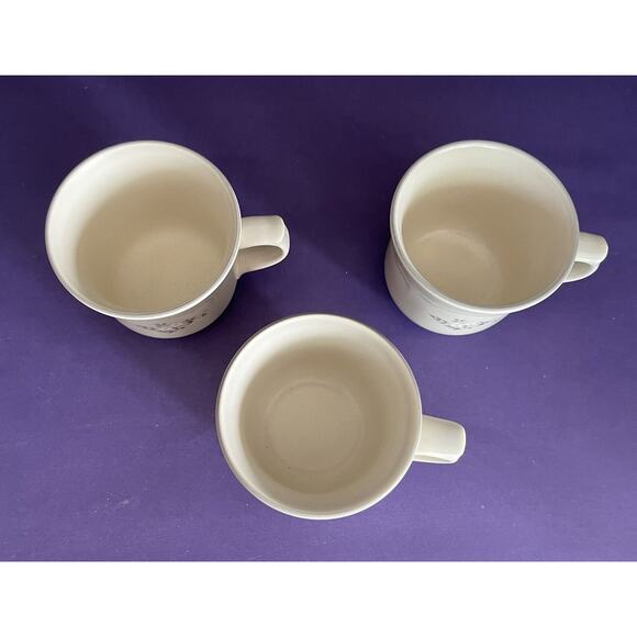 Pfaltzgraff Heirloom (3) Flat Coffee Cups Gray & White Flowers Scalloped - Picture 3 of 9